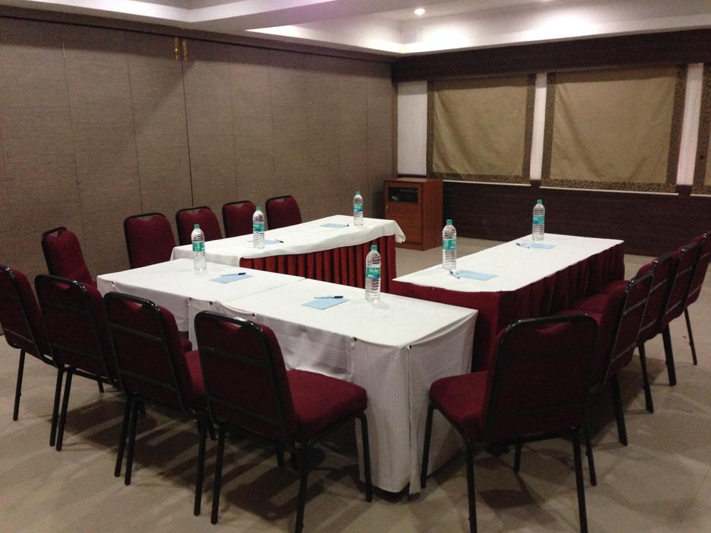 Hotel Thulashi Park Chennai Ngoại thất bức ảnh