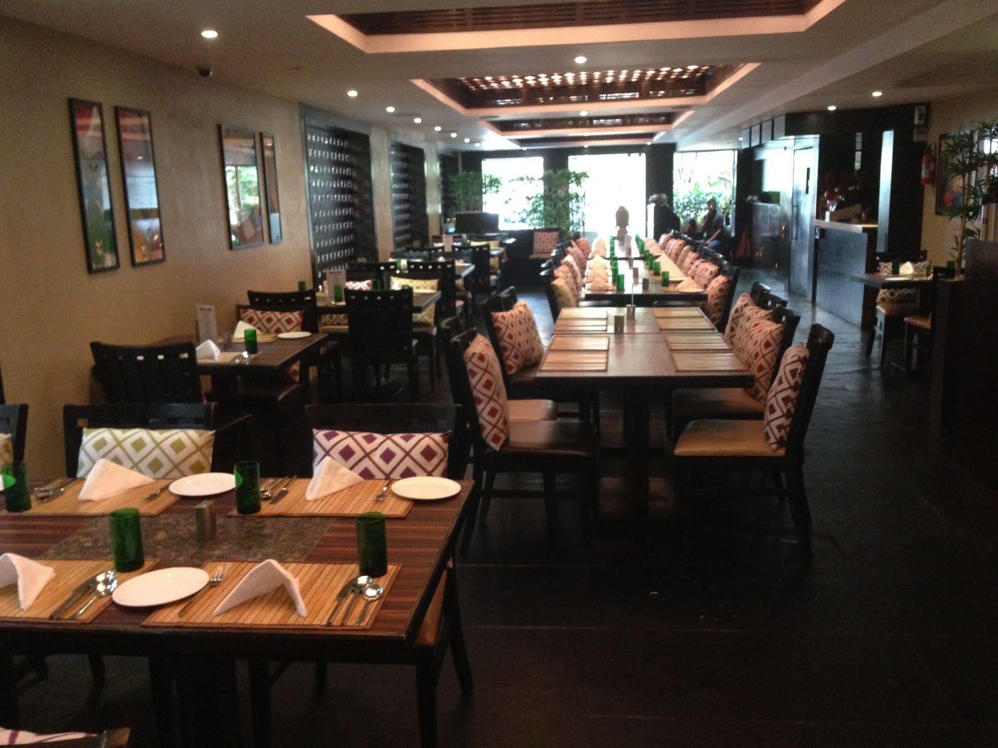 Hotel Thulashi Park Chennai Ngoại thất bức ảnh