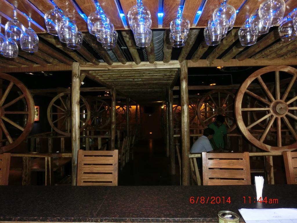 Hotel Thulashi Park Chennai Ngoại thất bức ảnh